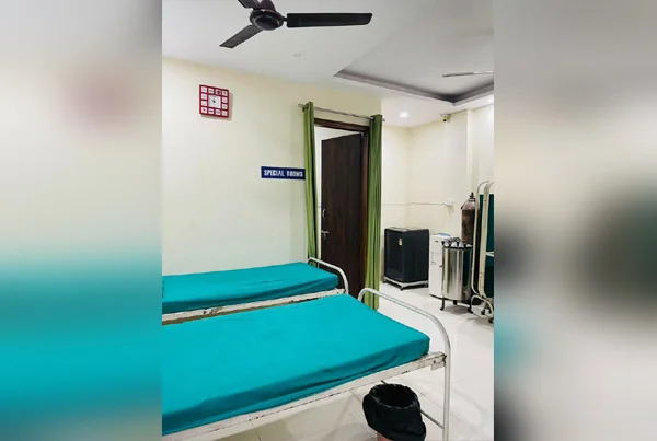 New Jackson Hospital at B-3 Before Naher, Sector 16 Rohini